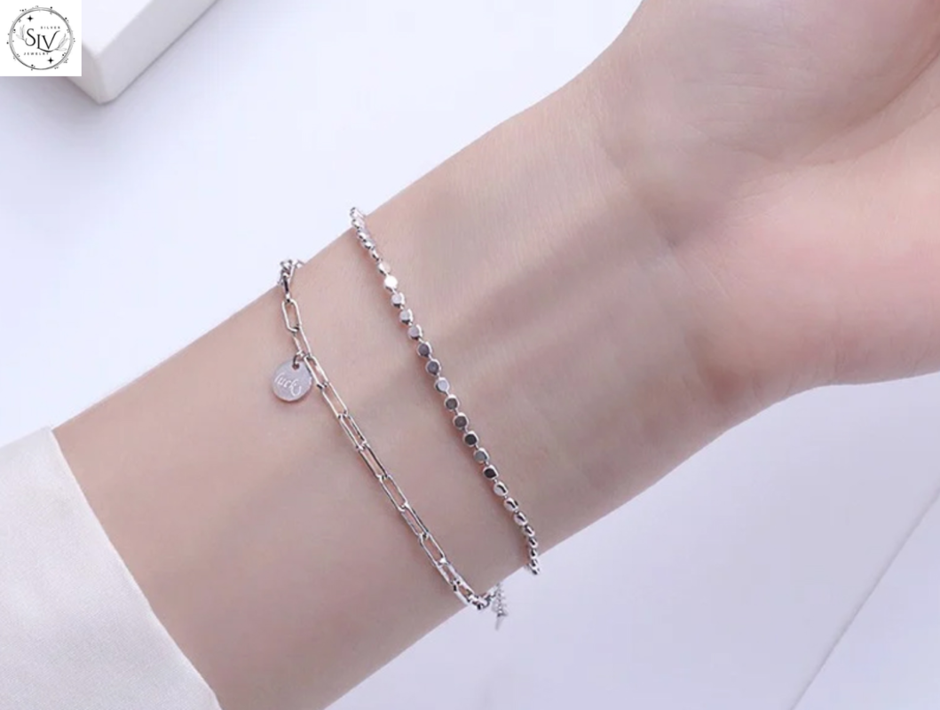Tác Dụng Đeo Lắc Tay Bạc Để Mang Vẻ Đẹp Sang Trọng Nhất 1 11